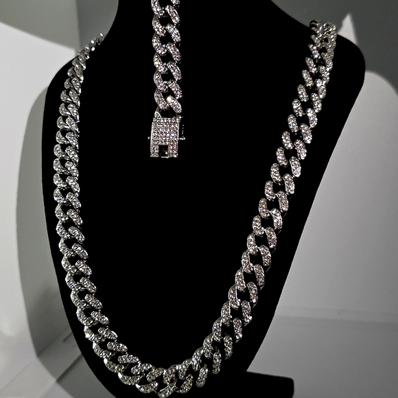 Premium Iced Out 24" 13mm Cuban Chain With 9" Matching Bracelet - Picture 1 of 7